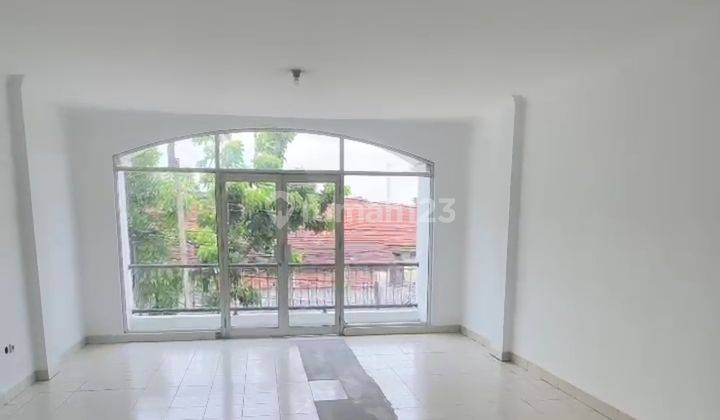 Ruko Lokasi Strategis di Surapati Core 2 Lantai 2