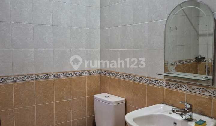 Rumah Siap Huni Modern Nyaman di Singgasana 2