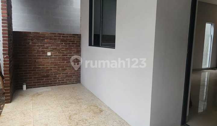 rumah bangunan baru di setiabudi regency 2