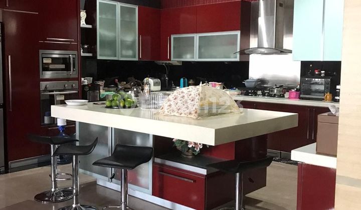 For Sale Quick!!! Luxury Classic 3-Story House, Land 17x26 In Villa Gading Indah 1