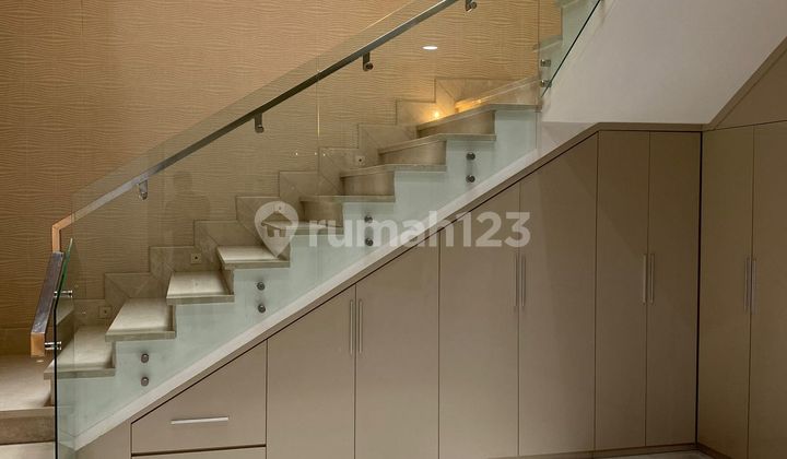 Dijual Cepat Rumah Mewah 4 Lantai Di Pantai Indah Kapuk 2