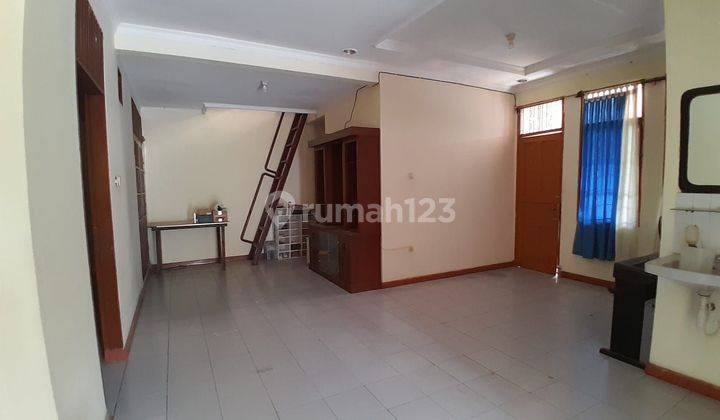 Rumah Budi Indah Hook Parkir Luas SHM 2