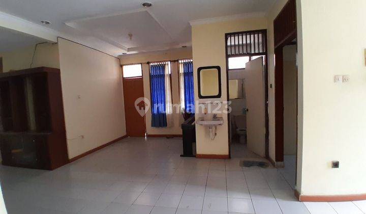 Rumah Budi Indah Hook Parkir Luas SHM 1