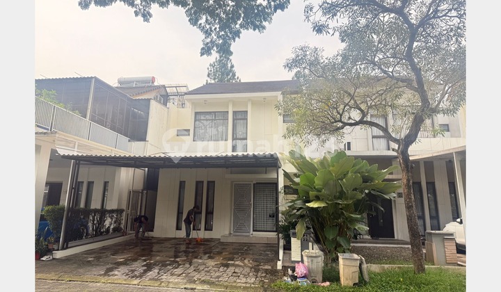 For Sale 2-Story Semi-Furnished House in Foglio Cluster - Foresta BSD For Sale 2-Story Semi-Furnished House in Foglio Cluster - Foresta BSD