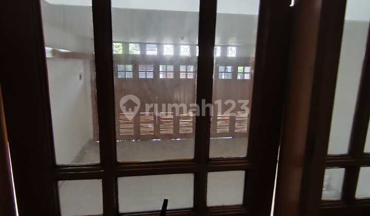 Dijual Rumah 2 Lantai Modernland Siap Huni
