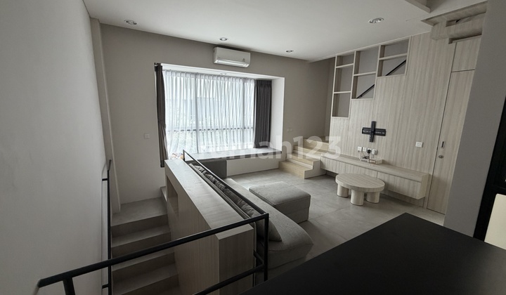 Rumah Bagus Furnished di Invesihaus Tabebuya BSD, Tangerang Selatan 2