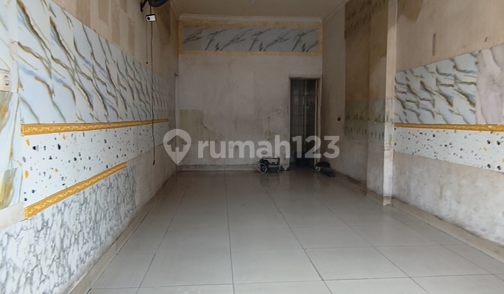 Commercial Space for Rent in Pasar Lama Tangerang Commercial Space for Rent in Pasar Lama Tangerang