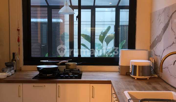 Harus Terjual Cepat Turun Harga Rumah 2 LT Hoek Boulevard Lavon Harus Terjual Cepat Turun Harga Rumah 2 LT Hoek Boulevard Lavon
