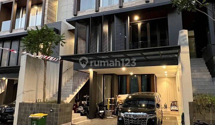 Rumah Mewah Andara 3 Lantai 4Man Fully Furnished Dekat Akses Toll 2