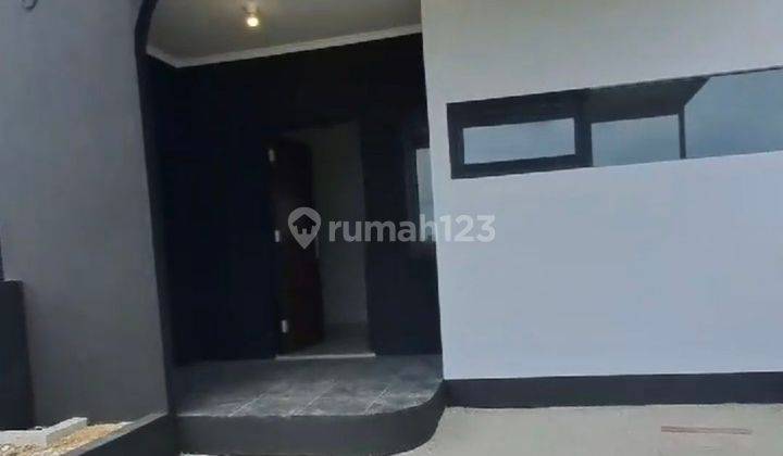 Rumah baru, minimalis modern di Kedamean ( EMRAN RESIDENCE ) 2