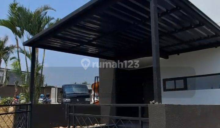 Emran Residence Kedamean Gresik, Rumah Minimalis Modern Rasa Villa 1