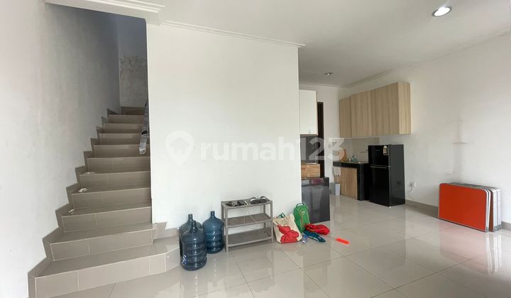 For Rent PIK 2 House Size 6x10 Furnished! 1