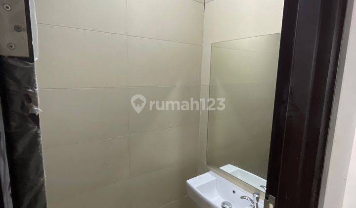 Dijual Rumah 6x10 3 lantai Osaka Residences PIK 2 Lokasi strategis dan bagus 2