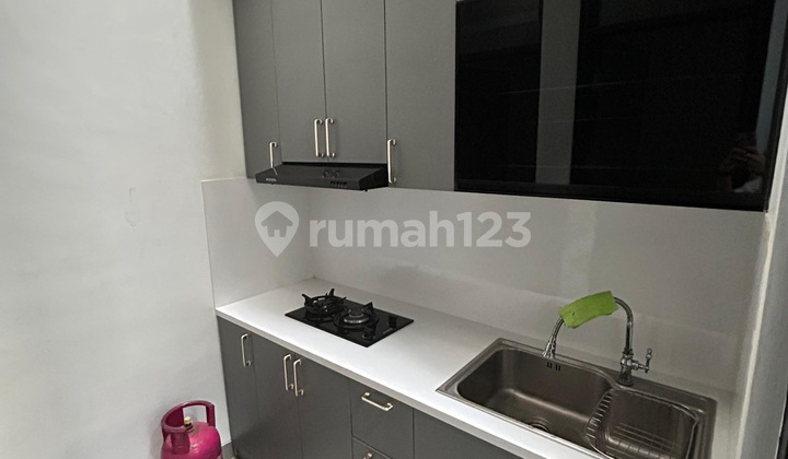 Disewakan Rumah Pik 2 Uk 4,5X12,5 Full Furnished Interior 2