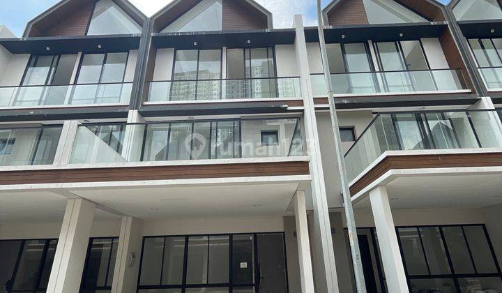 Dijual Rumah 6x10 3 lantai Osaka Residences PIK 2 Lokasi strategis dan bagus 1