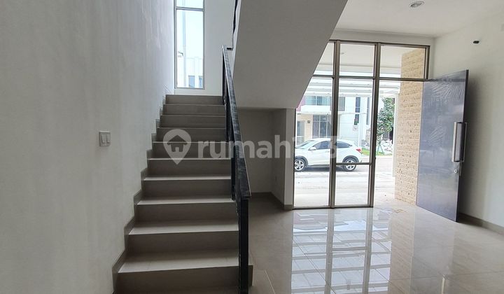 Disewakan Rumah pik 2 uk 8x15 kosongan 