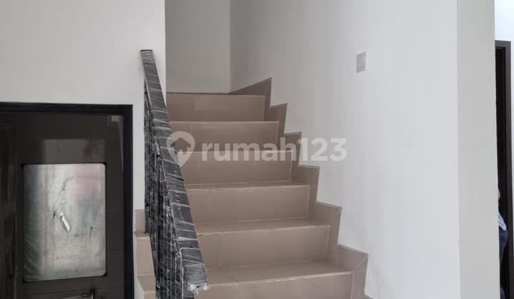 For Rent: PIK 2 Millennial House Size 6x12.5, Empty, 3 Bedrooms 2