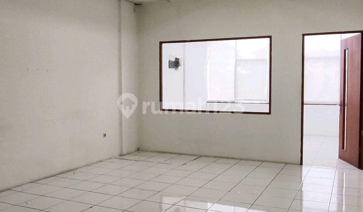 Strategic 4.5 Floor Kedoya Graha Arteri Shop House for Rent in West Jakarta 2
