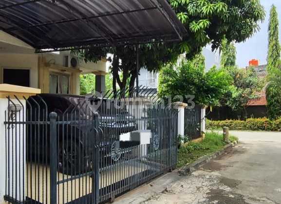 Rumah Hook 2Lantai South East di Metro Permata1 Dekat Jalan Utama