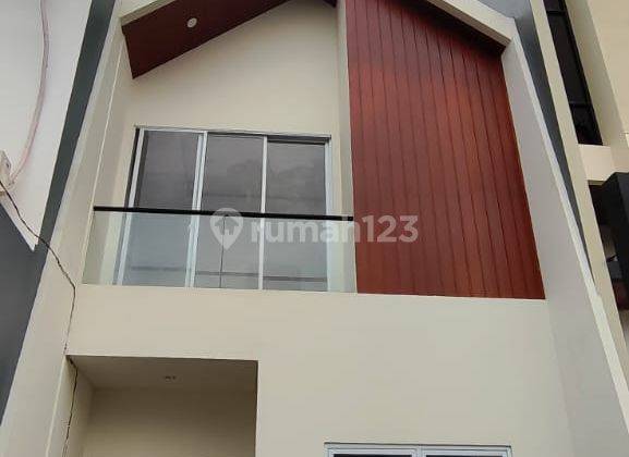 Rumah Baru Special Custom Layout 2 Lantai Meruya Utara Jakarta Barat 1