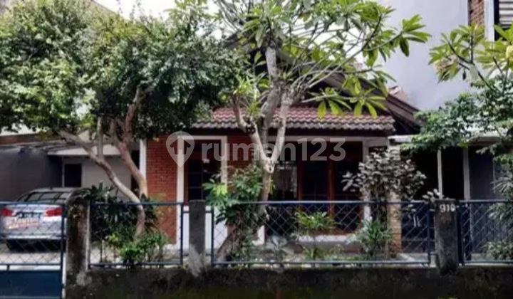 For Rent: Villa Delima House, Lebak Bulus For Rent: Villa Delima House, Lebak Bulus