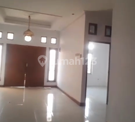Disewakan Rumah Kalibata Utara Lokasi Bagus bisa untuk Kantor 2