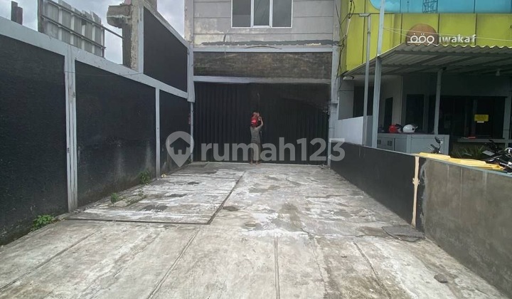 Disewakan Ruko Hook di Jalan Utama Condet Disewakan Ruko Hook di Jalan Utama Condet