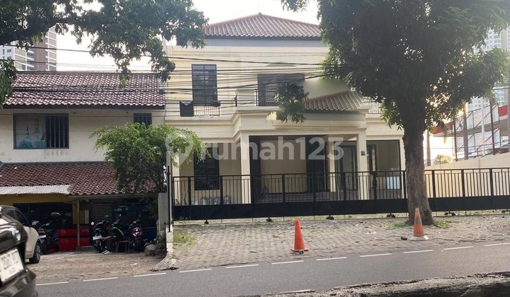 Disewakan Gedung/ruang Usaha Di Gandaria Raya