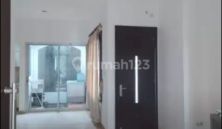 Jual Cepat Rumah Hook Kawasan Komplek Pasar Minggu 2