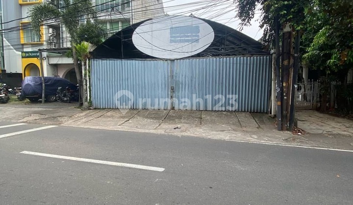 For Rent: Shop/Commercial Space by the Side of Warung Jati Timur Main Road – Pancoran For Rent: Shop/Commercial Space by the Side of Warung Jati Timur Main Road – Pancoran