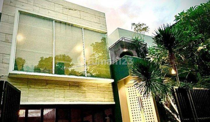 Rumah Mewah Dekat Jalan Antasari Cocok Untuk Hunian 1