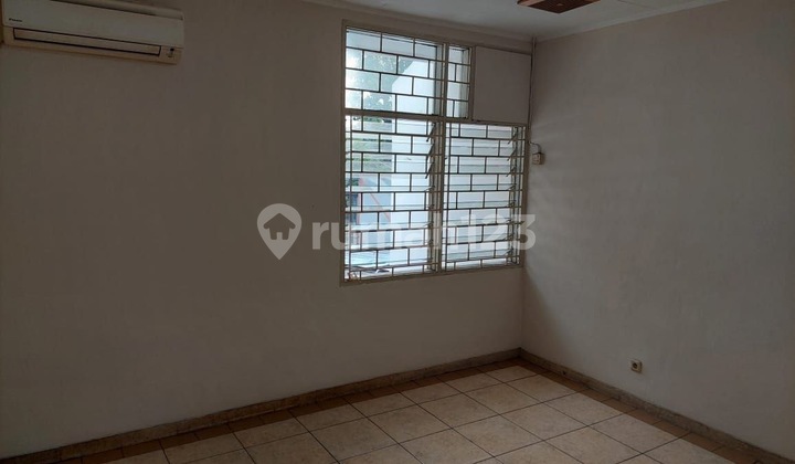House for Rent near Pasar Minggu Station 2