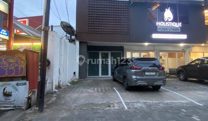 Ruko Hook Depan Jalan Utama Dekat Mall Gandaria 1