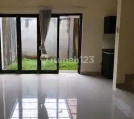 Dijual Rumah Nyaman Di Lingkungan Komersil Ciputat 2