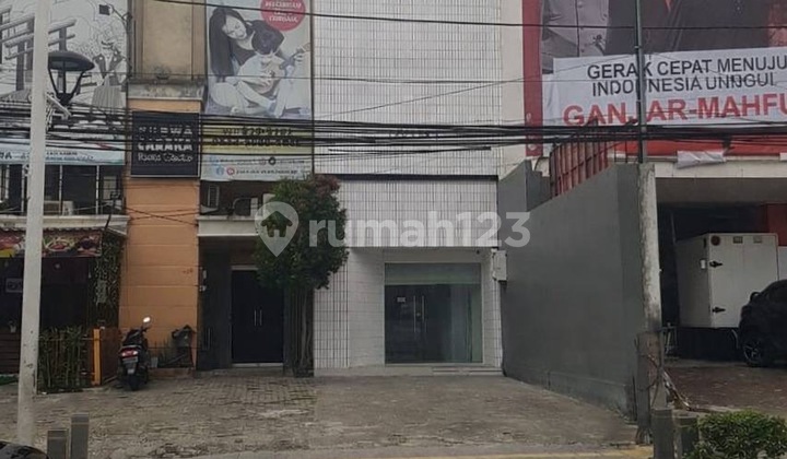 Dijual Ruko di Tebet Dekat Stasiun Area Komersil
