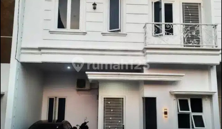 Jual Rumah American Classic Di Jagakarsa Shm