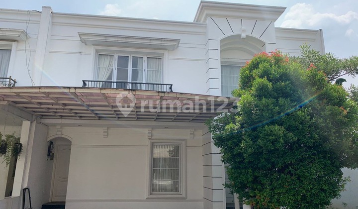 Sell New American Classic House in Jagakarsa Sell New American Classic House in Jagakarsa