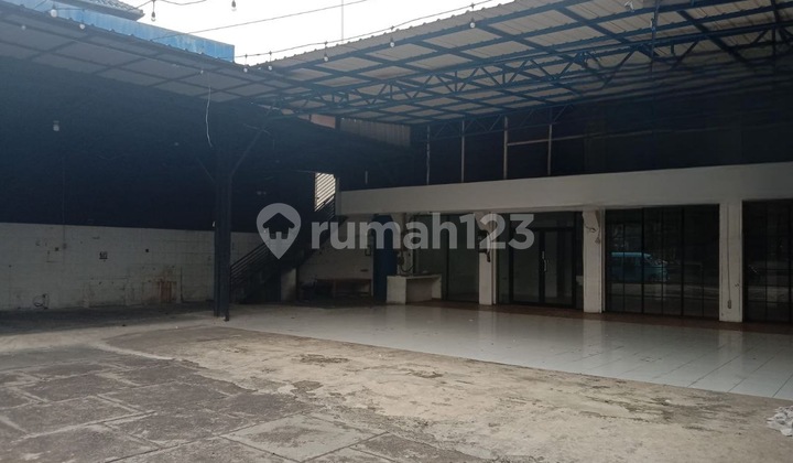 For Rent Strategic Shop House in East Ciputat - Near Juanda Raya For Rent Strategic Shop House in East Ciputat - Near Juanda Raya
