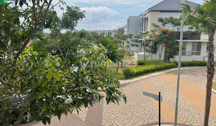 Disewakan Rumah Dengan View Danau Di Pik2, Harga Bersahabat 2