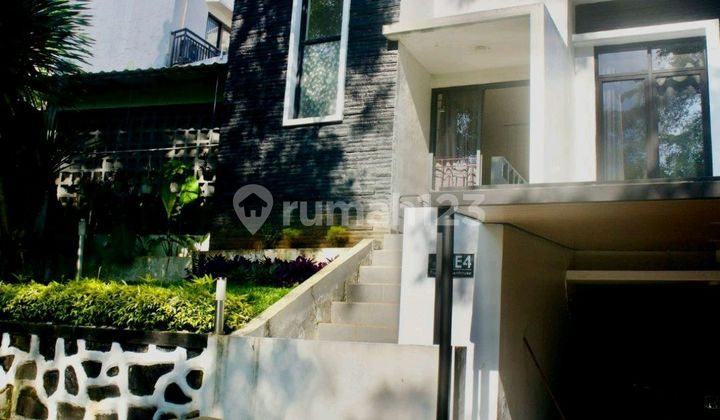 Di Jual Rumah di The Hills Townhouse Lenteng Agung Jakarta Selatan Di Jual Rumah di The Hills Townhouse Lenteng Agung Jakarta Selatan
