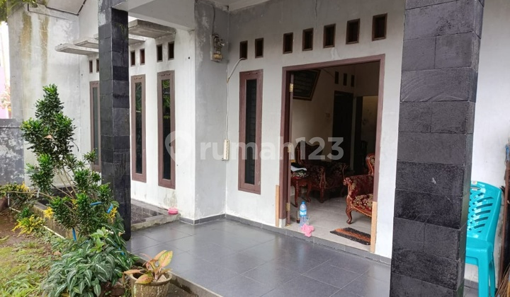 D Jual Rumah di Komplek Laladon Indah Ciomas Kabupaten Bogor