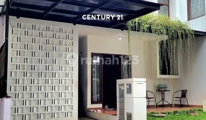 Rumah Bagus Siap Huni di Area Favorite Emerald Bintaro Sektor 9