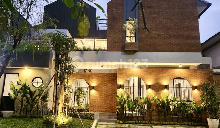 Rumah Bagus dan Baru Desain Tropical Modern Siap Huni di Bsd Rumah Bagus dan Baru Desain Tropical Modern Siap Huni di Bsd