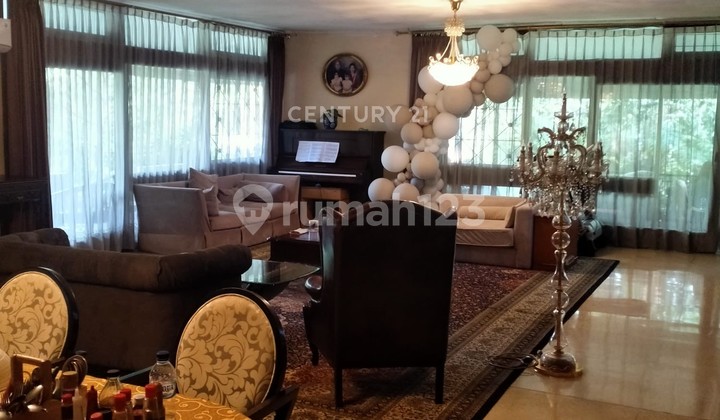 Murah! Rumah Luas Hitung Tanah Lokasi Premium Di Kemang Jaksel