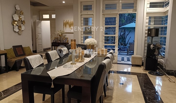 For Sale Spacious Move-In Ready House in Bintaro FM16434