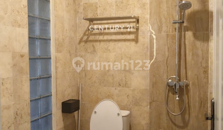 House Renovated Ready to Occupy in Graha Raya Am 17805 2