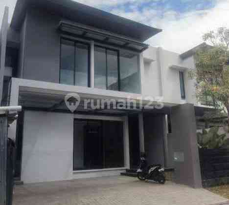 Rumah Citraland, New Gress Minimalis di Surabaya Barat Rumah Citraland, New Gress Minimalis di Surabaya Barat