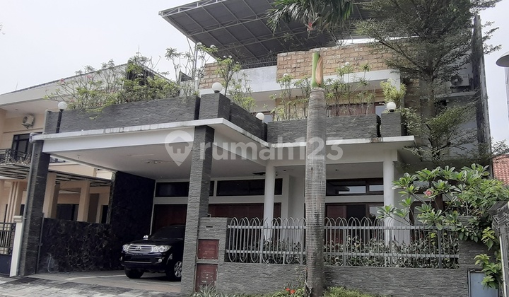 Rumah Citraland Puri Wiidya Kencana Minimalis 3 Lantai