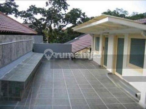 comfortable 2 storey house by the main road 2