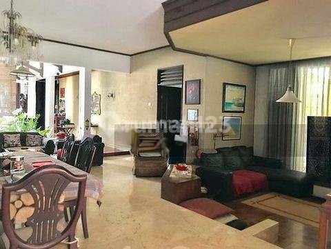 Rumah Lokasi Elite Tenang Nyaman Pondok Indah Jakarta Selatan 2